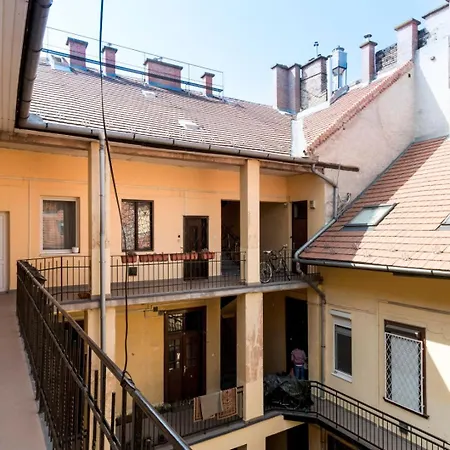 Atosland Apartment