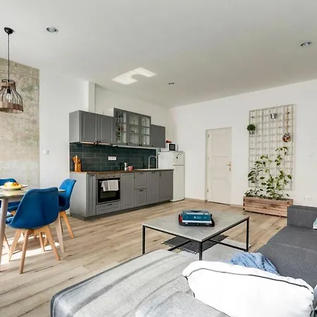 Atosland Apartment *