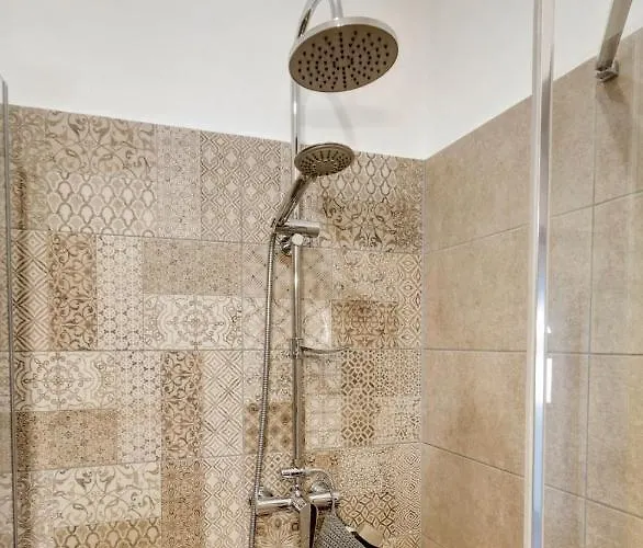 Atosland Apartman *