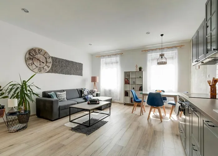 Atosland Apartman *